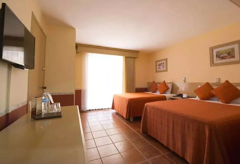 هتل Del Gobernador