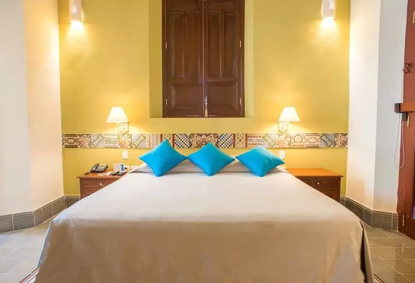 هتل Del Gobernador