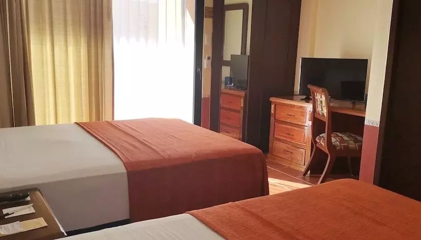 هتل Del Gobernador