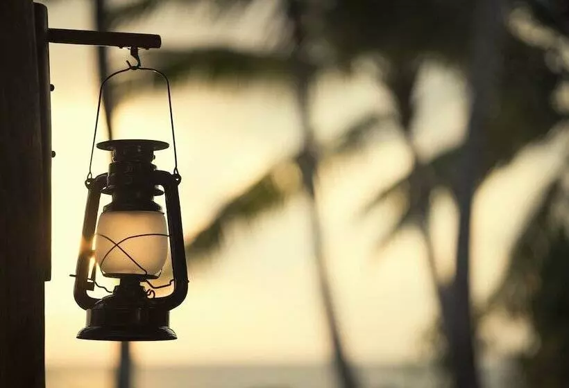 هتل Four Seasons Resort Seychelles At Desroches Island