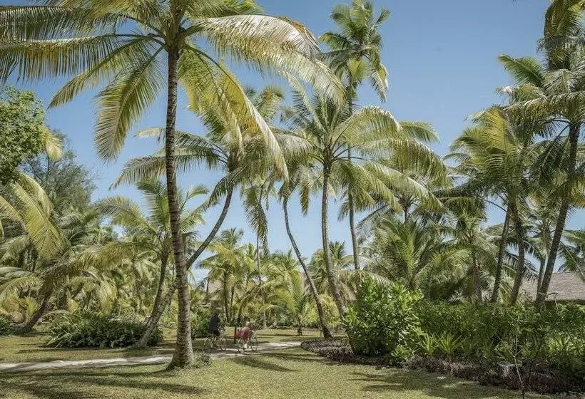 هتل Four Seasons Resort Seychelles At Desroches Island