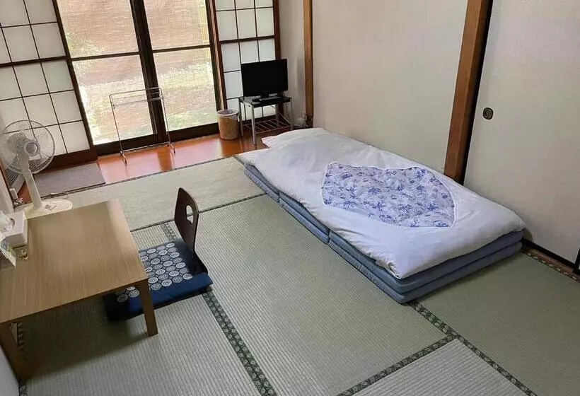 Отель Fuji Hakone Guest House