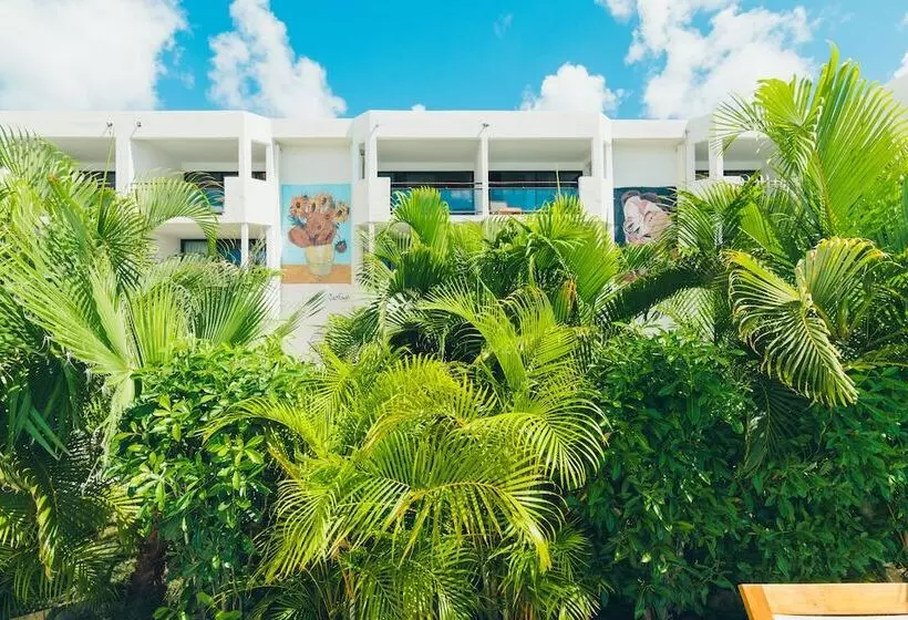 Hommage Hotel & Residences