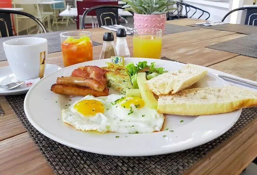 Hommage Hotel & Residences