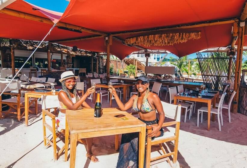 Hommage Hotel & Residences