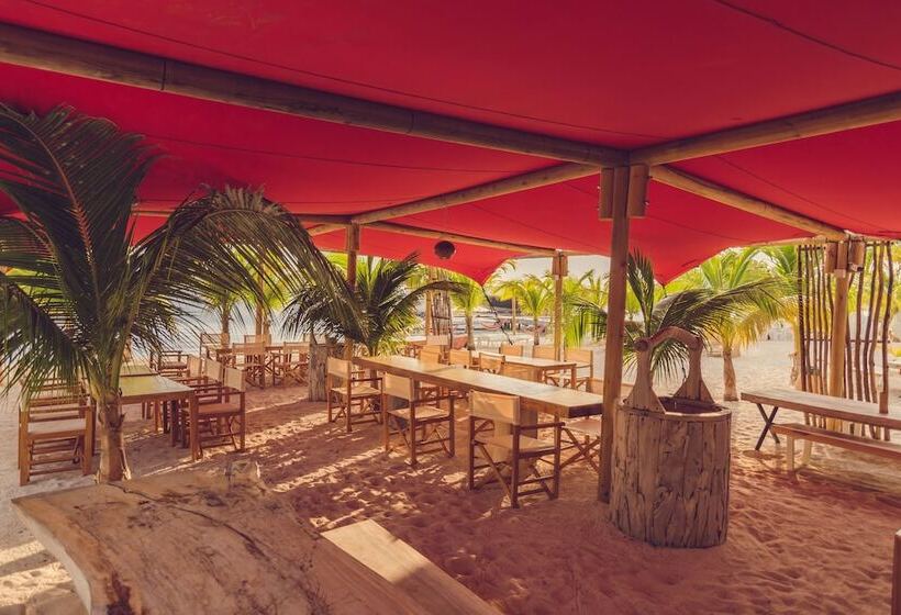 Hommage Hotel & Residences