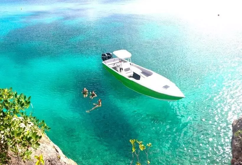 Hommage Hotel & Residences