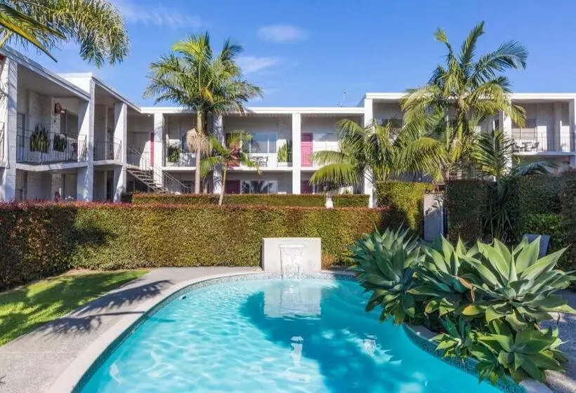 هتل Mt Albert Motor Lodge