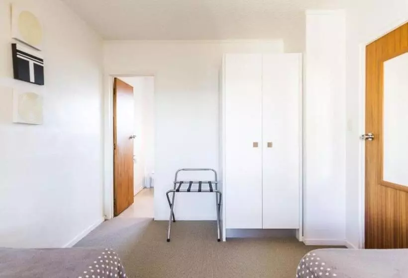 هتل Mt Albert Motor Lodge