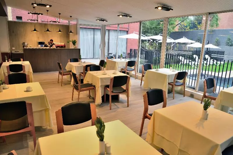 Panamericana Hotel Providencia