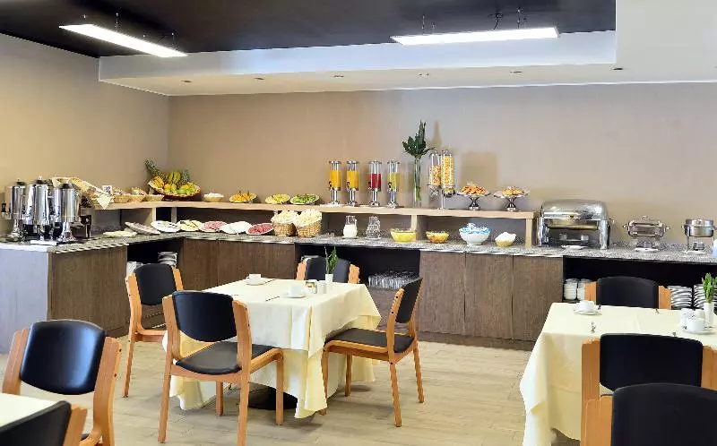 Panamericana Hotel Providencia