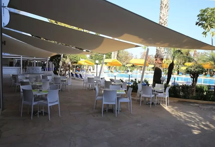 호텔 Papouis Protaras