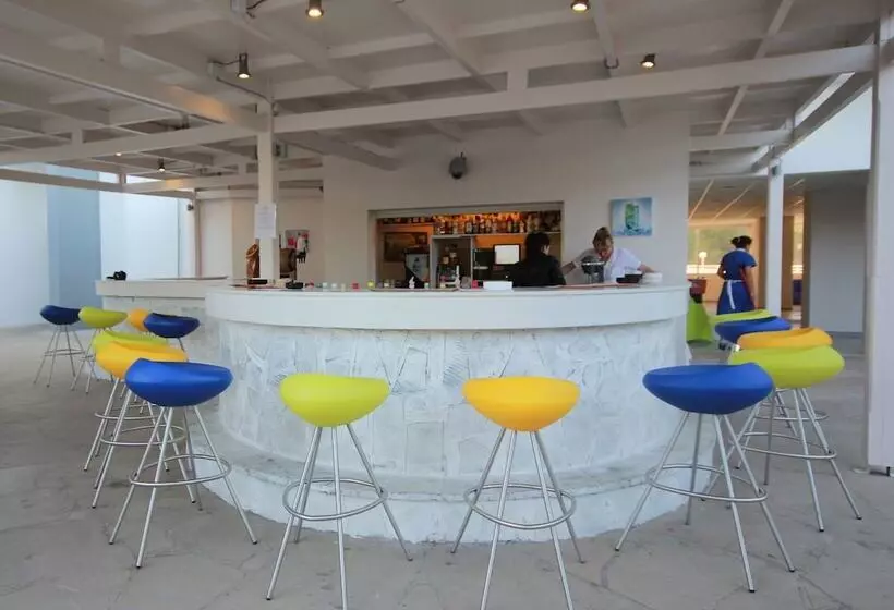 호텔 Papouis Protaras