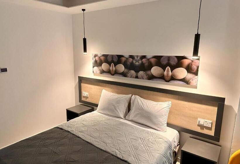 هتل Papouis Protaras