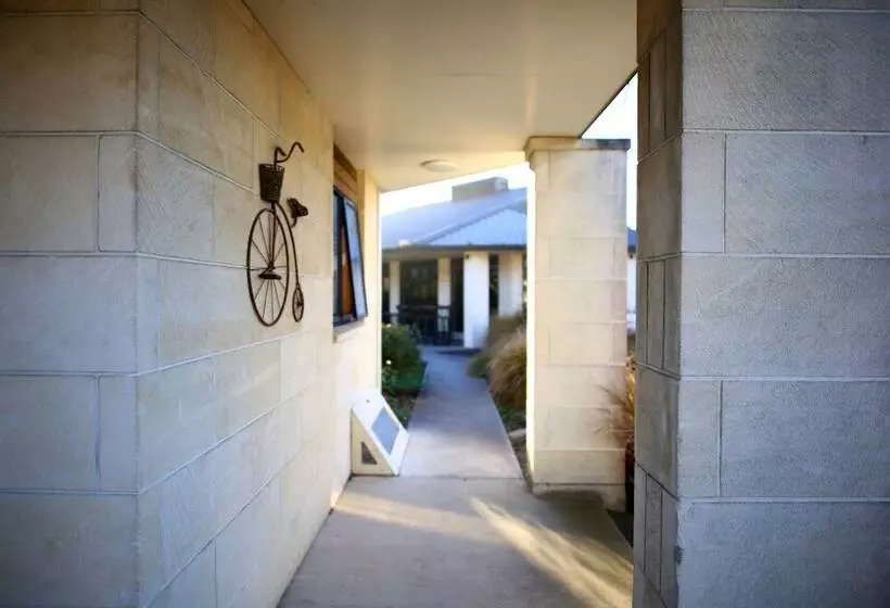 모텔 Heritage Court Lodge Oamaru