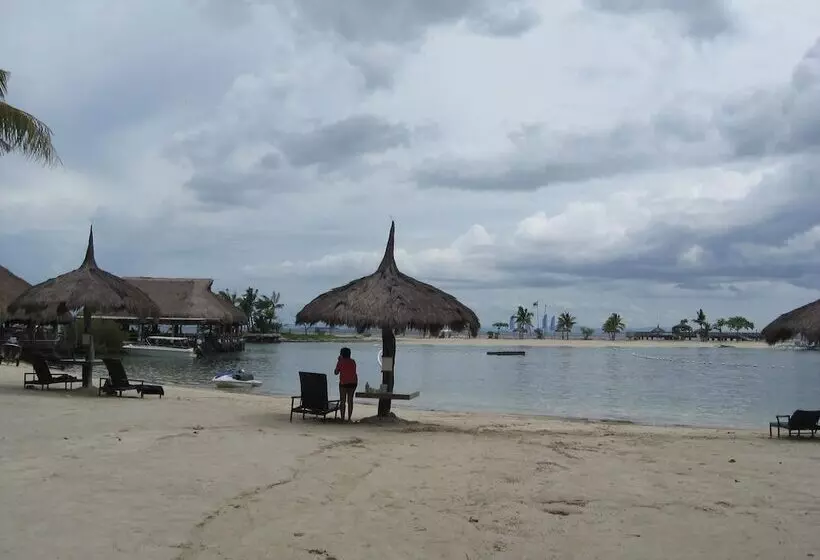 Bluewater Maribago Beach Resort