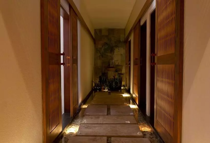 Bluewater Maribago Beach Resort