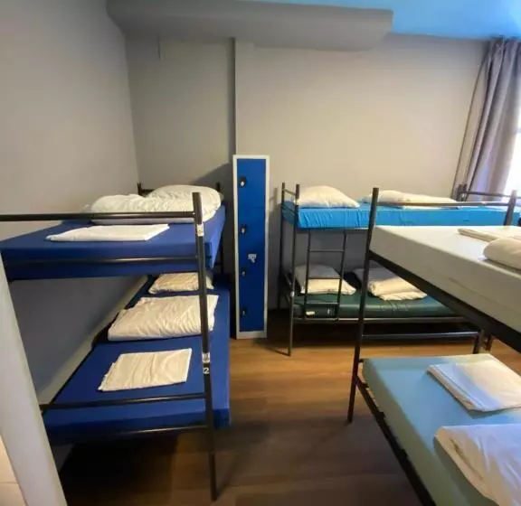 Hostel Cosmos Amsterdam