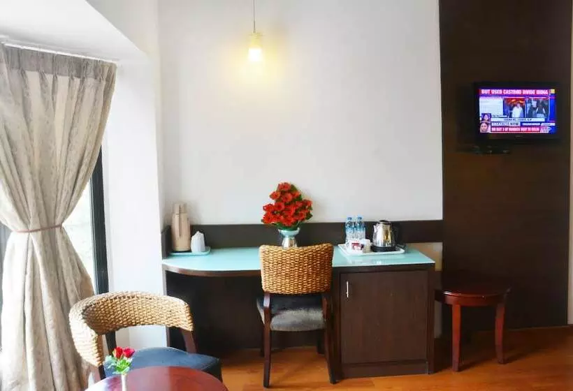 酒店 Ashraya International