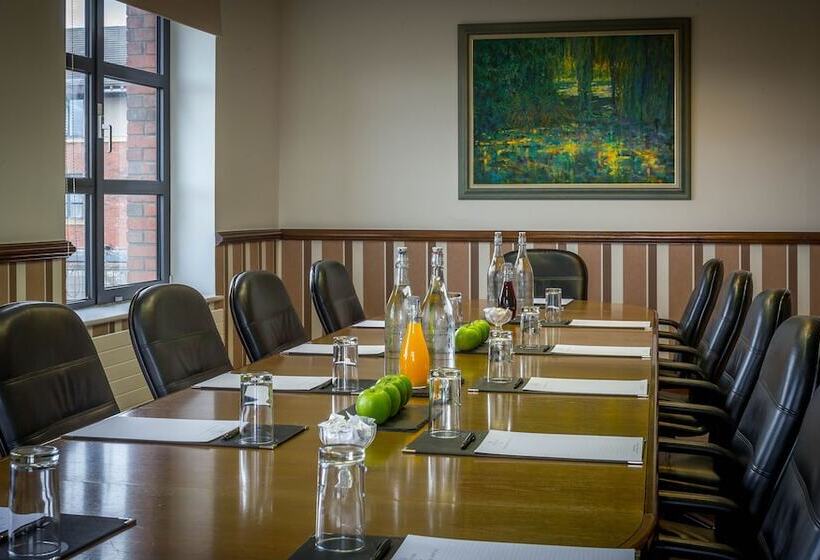 בית מלון כפרי Castletroy Park