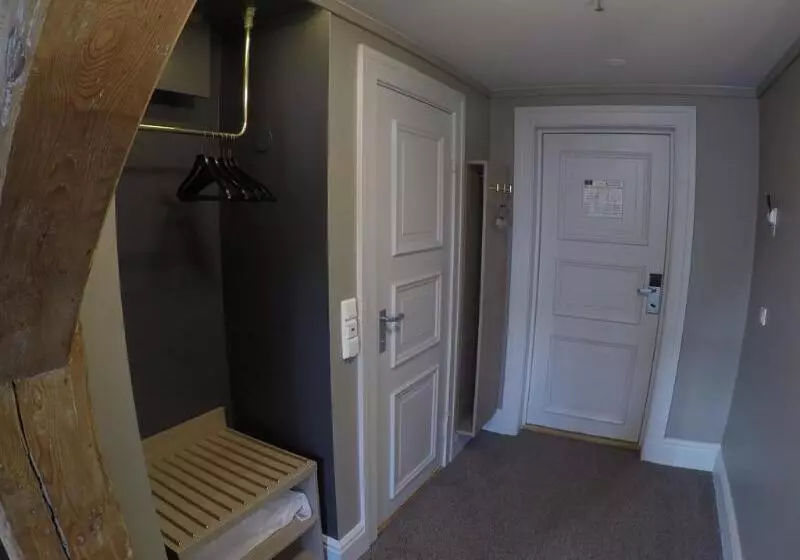 호텔 Clarion Collection  Bryggen