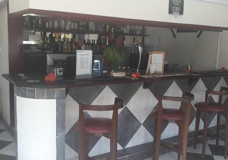 Szálloda Grand Eastern