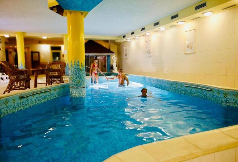 Korona Wellness, Rendezvény és Borszálloda