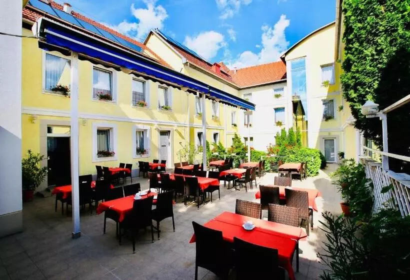 Korona Wellness, Rendezvény és Borszálloda