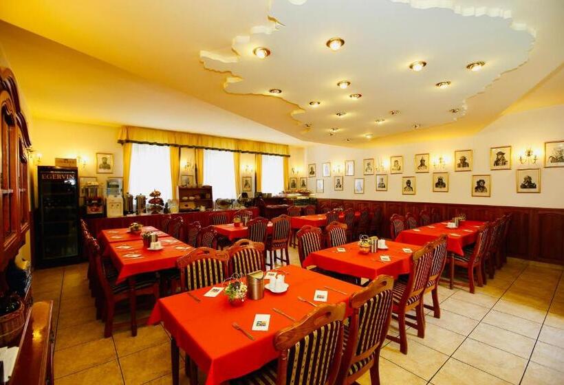 Korona Wellness, Rendezvény és Borszálloda