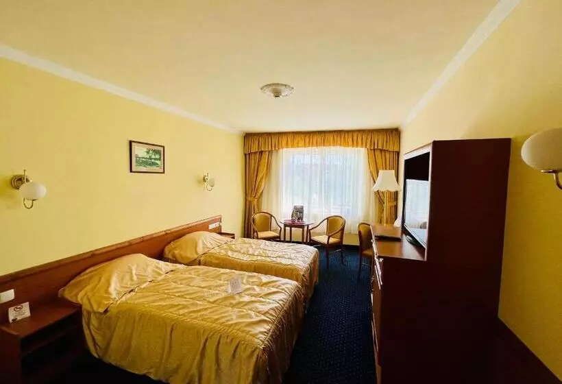 Korona Wellness, Rendezvény és Borszálloda