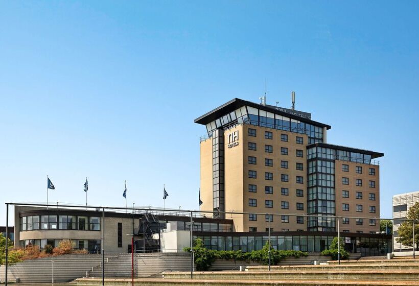 Отель NH Zoetermeer