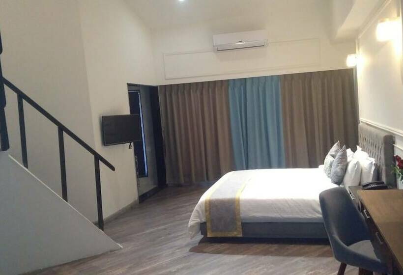 Hotel Sinclairs Bayview