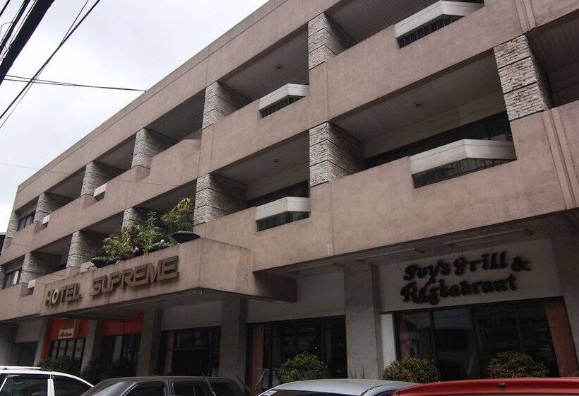 בית מלון כפרי Supreme