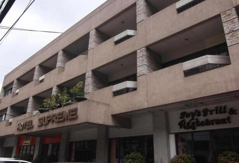 בית מלון כפרי Supreme