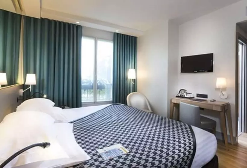 ホテル Acanthe  Boulogne Billancourt