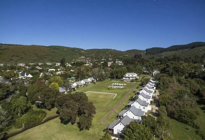 هتل Belvidere Manor Lagoonside Cottages