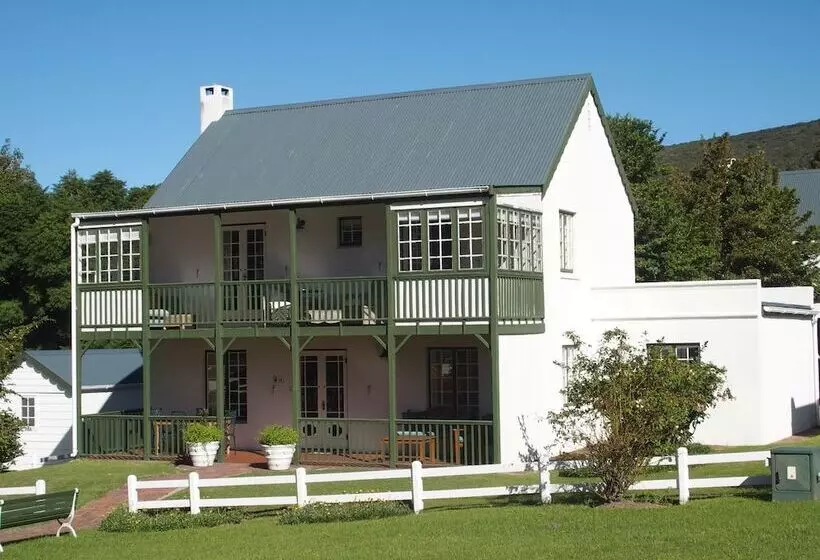 هتل Belvidere Manor Lagoonside Cottages