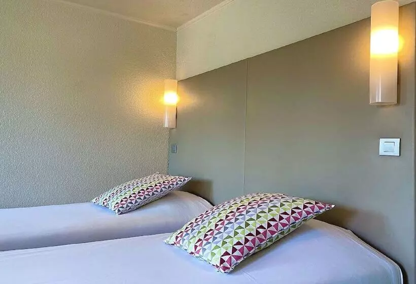 Отель Campanile Amiens Glisy