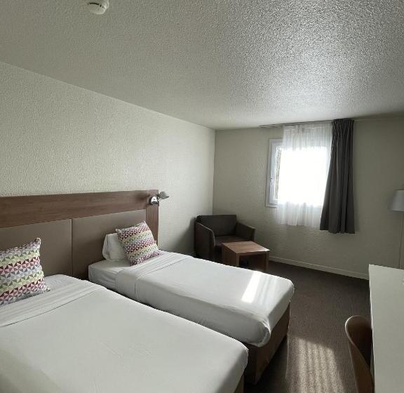 هتل Campanile Blanc Mesnil