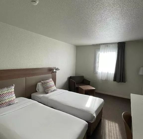 Отель Campanile Blanc Mesnil