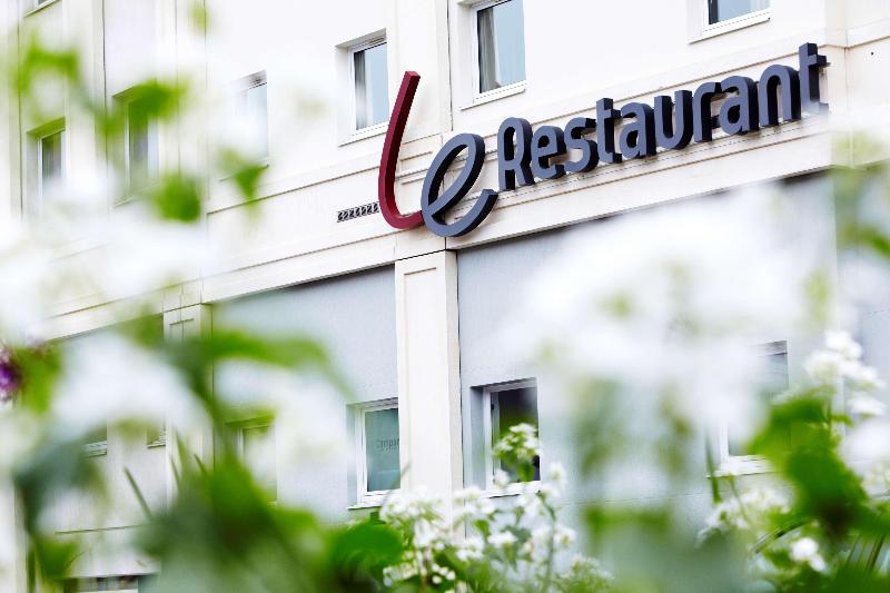 Отель Campanile Paris Ouest Chaville