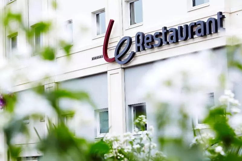 酒店 Campanile Paris Ouest Chaville