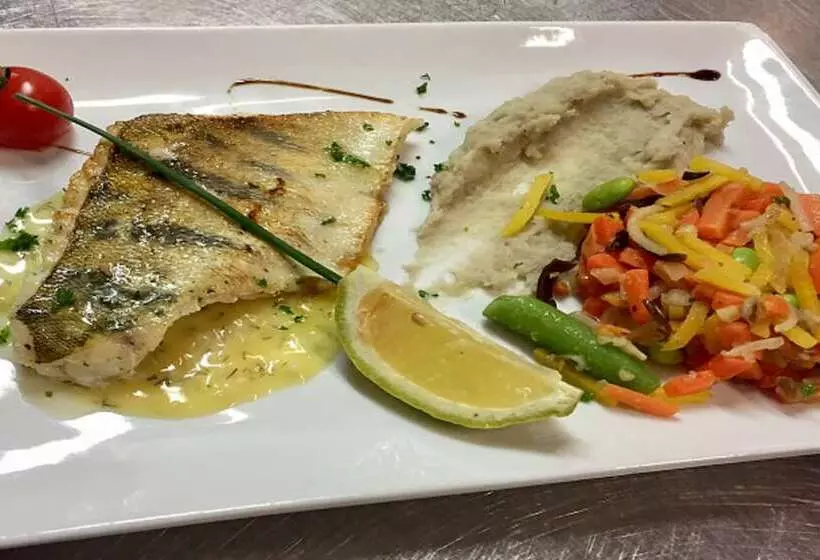 酒店 Campanile Salondeprovence