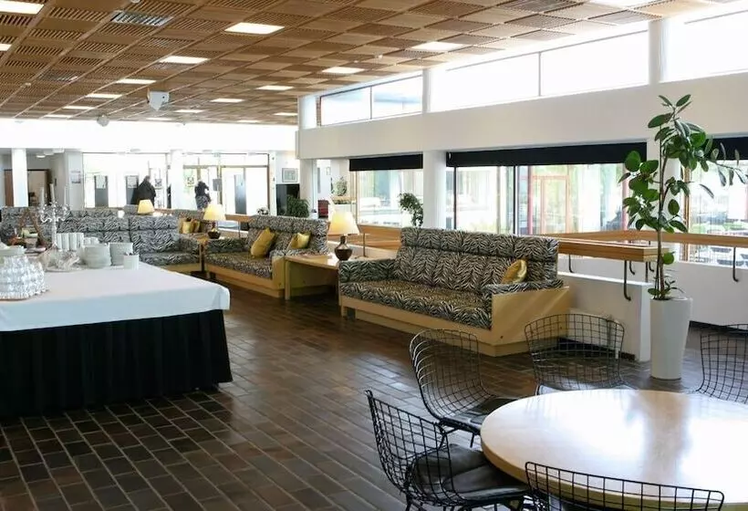 בית מלון כפרי Li Gustavelund