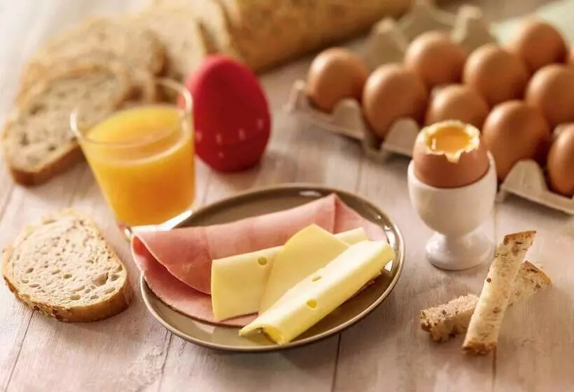 Отель Ibis Besançon Marchaux