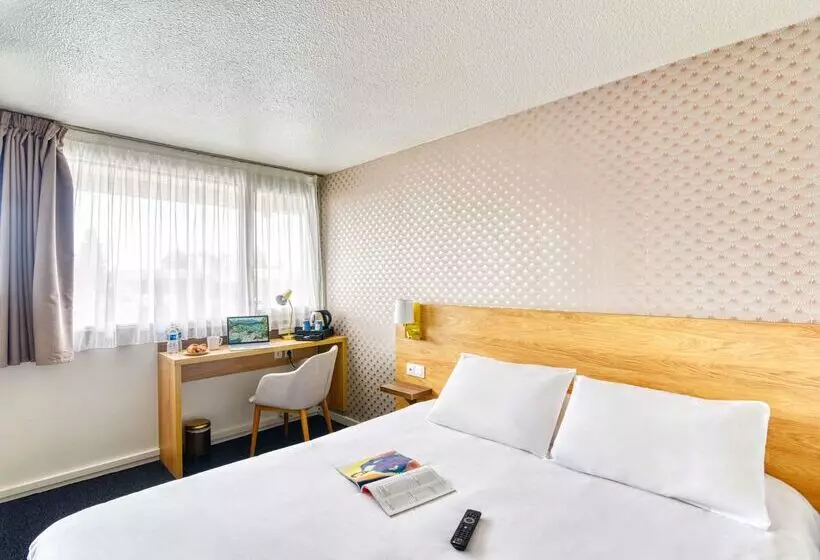 בית מלון כפרי Kyriad Montauban Sud Albasud