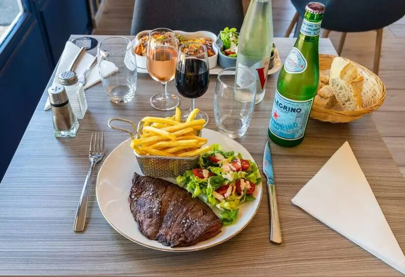 בית מלון כפרי Kyriad Montauban Sud Albasud