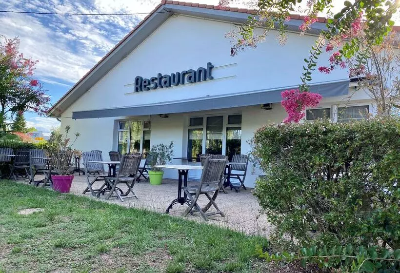 בית מלון כפרי Kyriad Montauban Sud Albasud