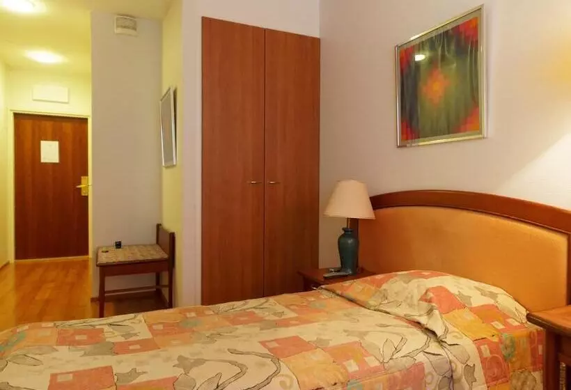 בית מלון כפרי Laitilan Kievari