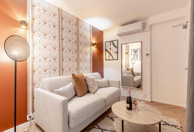 هتل Le Bastille By Sweett